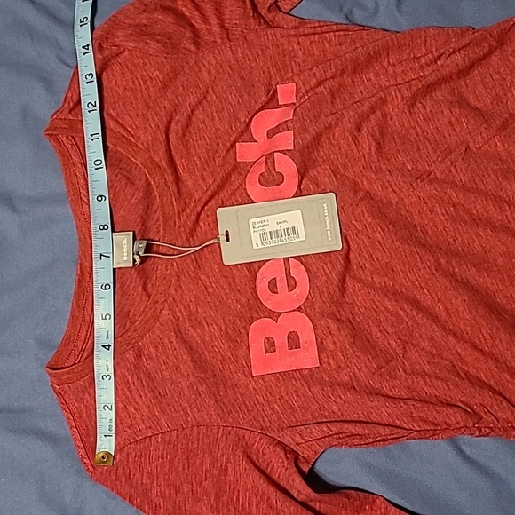Bench Women's small long sleeve t-shirt with ruched sides, logo, NWT - Picture 6 of 10